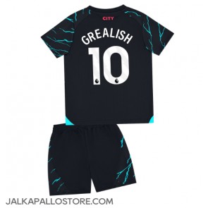 Manchester City Jack Grealish #10 Kolmaspaita Lapsille 2023-24 Lyhythihainen (+ shortsit)